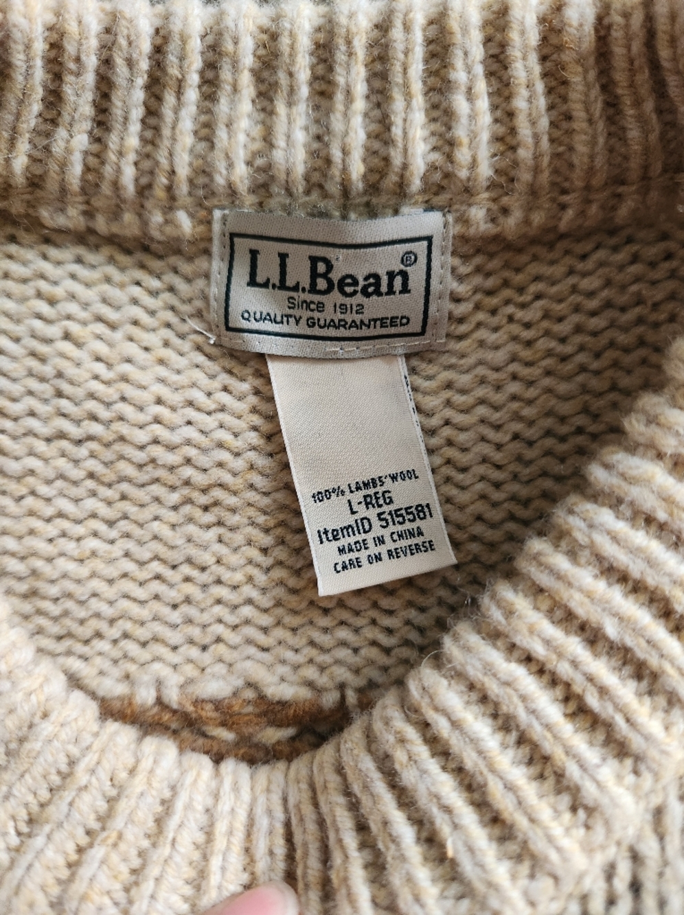 L.L. Bean Classic Ragg Wool Knit Fair Isle Sweater Lambswool Size Large - Picture 2 of 6